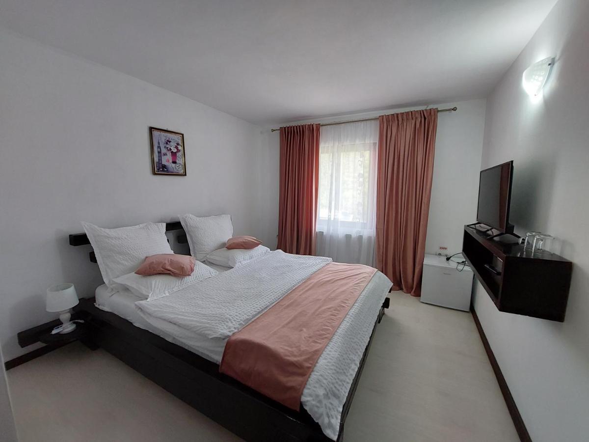 Casa Nico Nelu Duplex Hotel Arieseni Bagian luar foto